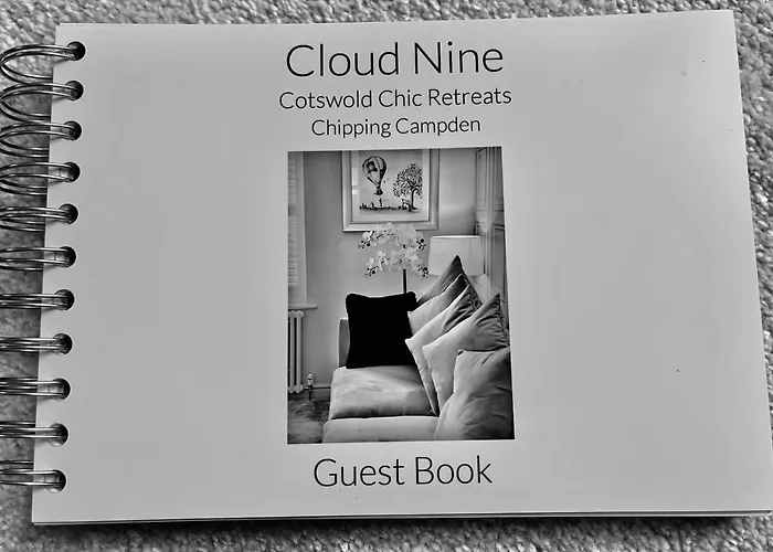 Cotswold Chic Retreats \